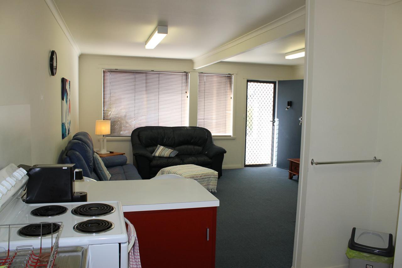 Old Pier Apartments 브리드포트 외부 사진