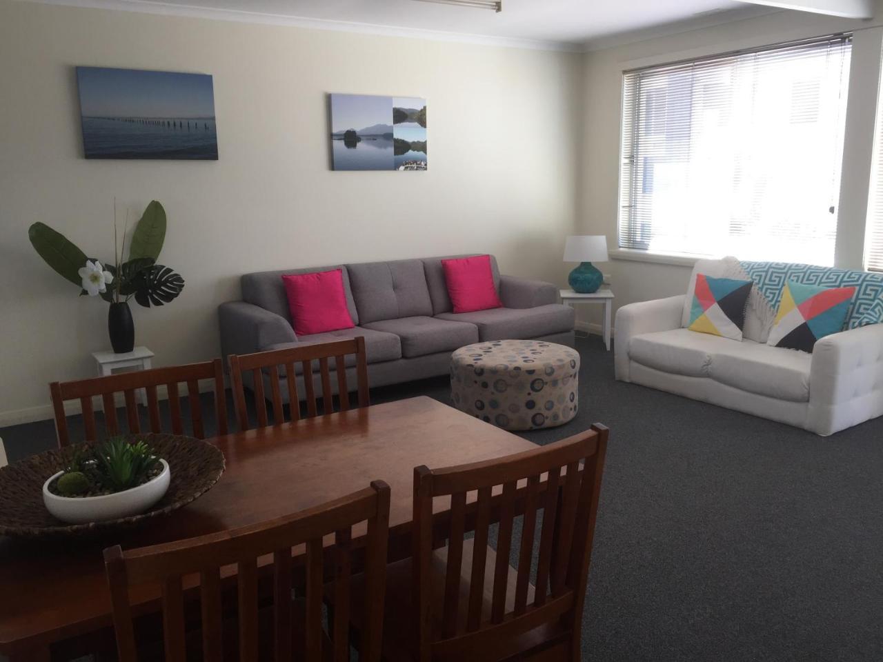 Old Pier Apartments 브리드포트 외부 사진